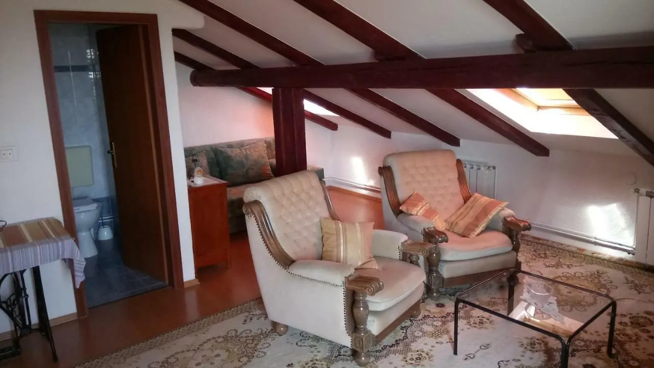 Villa Carolina Tar-Vabriga 0*,