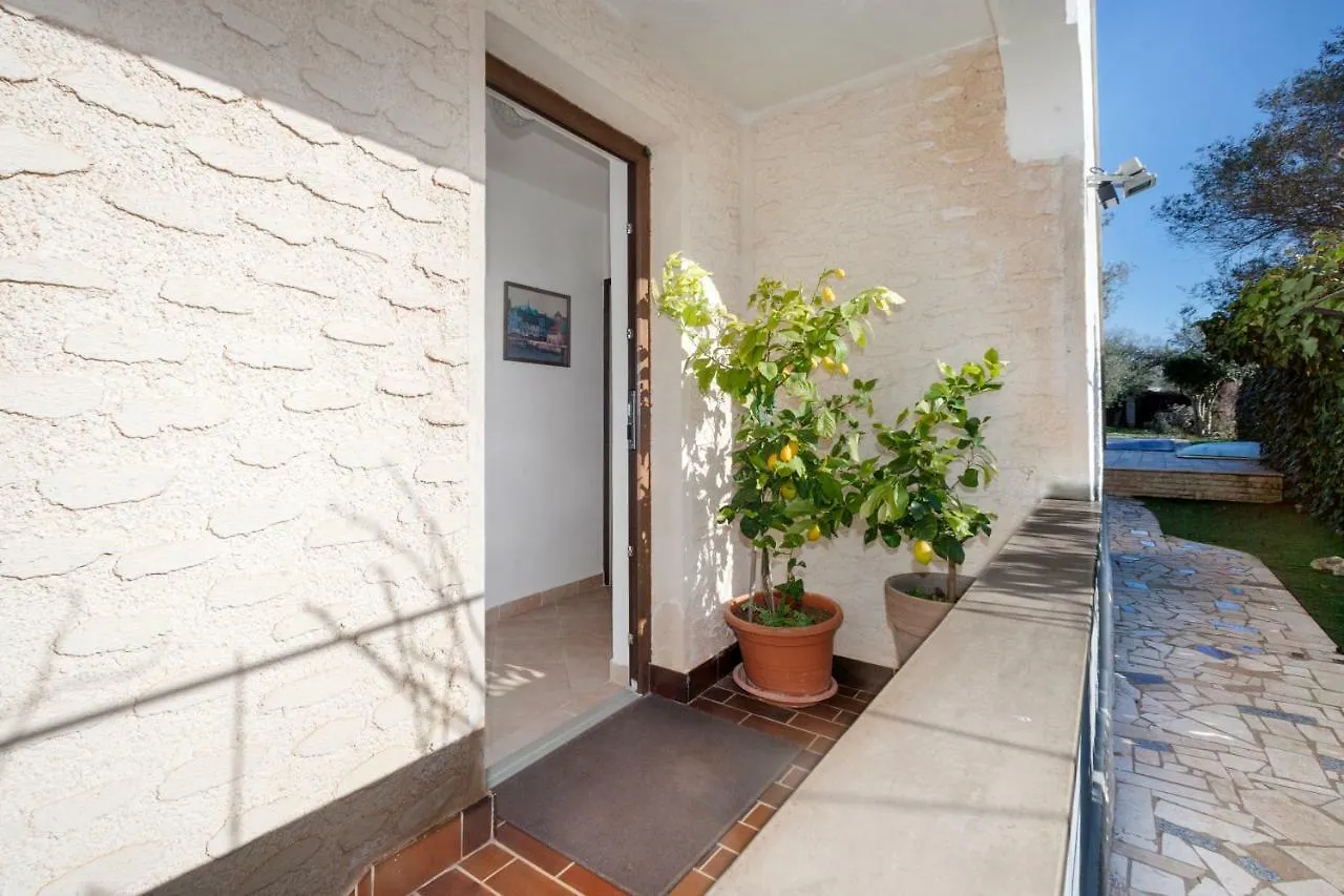 Apartment Villa Carolina Tar-Vabriga